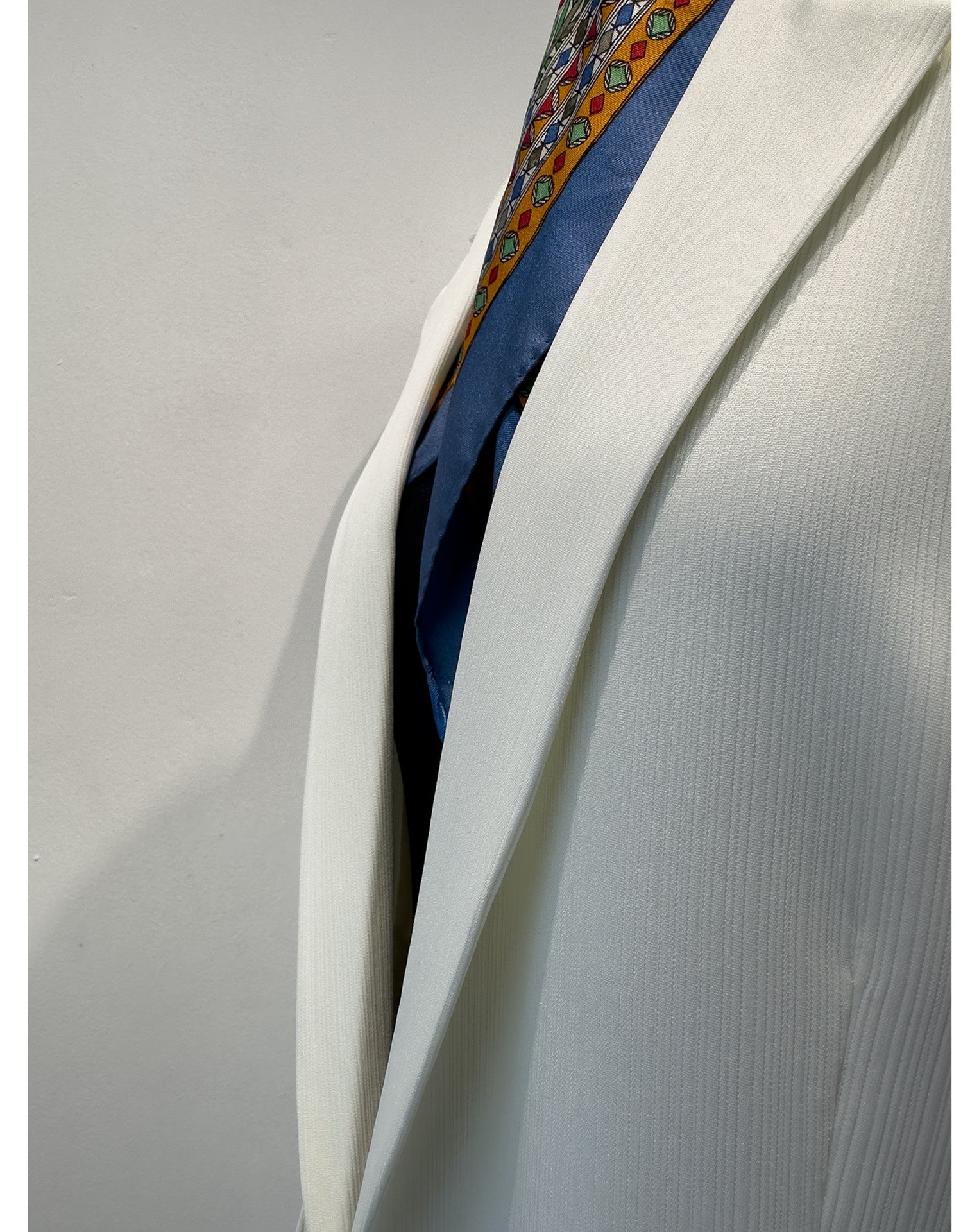 MINIMALISH BLAZER
